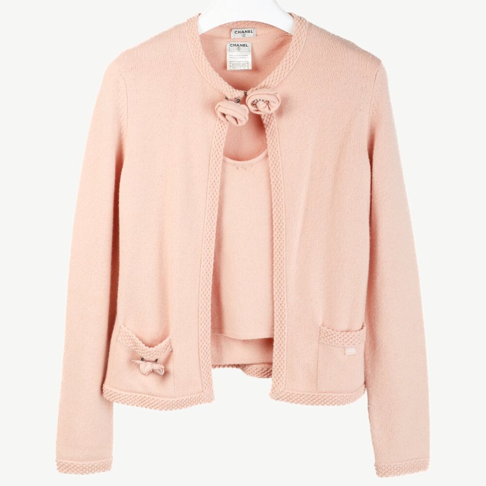 Chanel SS/05 Light Pink Cashmere Rosette Sweater Twinset